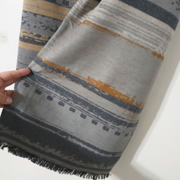 CHELSEY By Josep 100% Brushed Silk Abstract Striped Long Mens Cozy Scarf - Picture 11 of 15